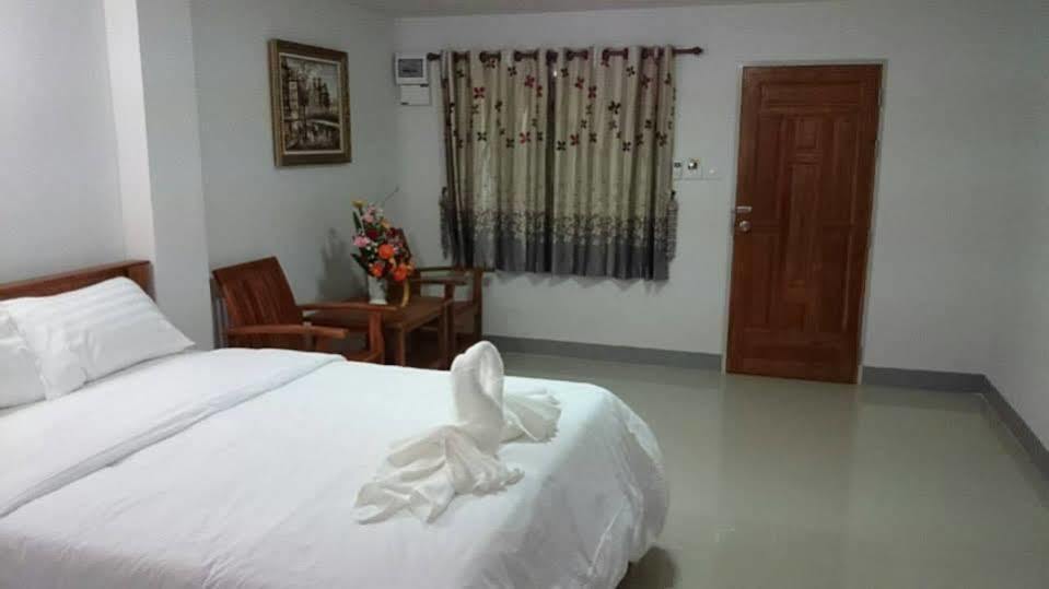 Siya House Hotel Чианграй Экстерьер фото